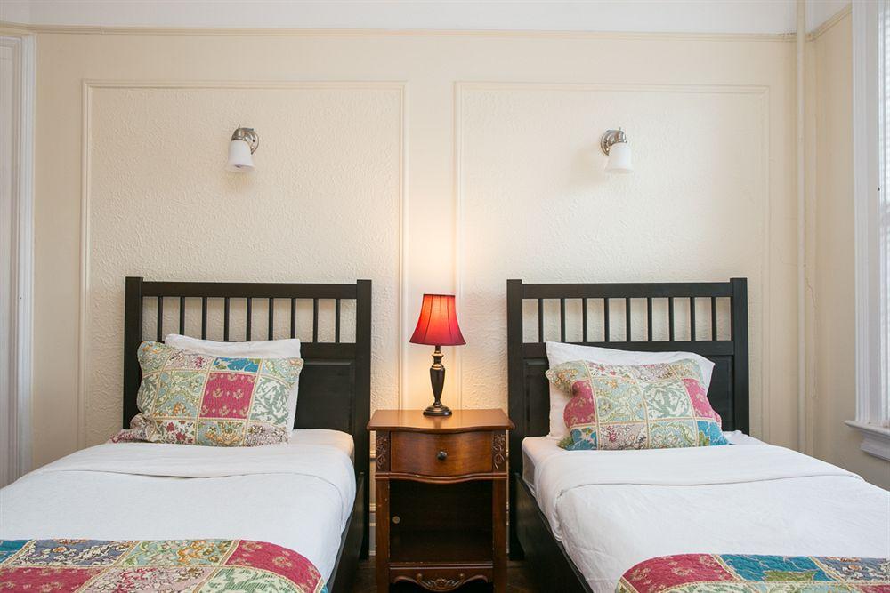 Bed and Breakfast Lefferts Manor Нью-Йорк Экстерьер фото